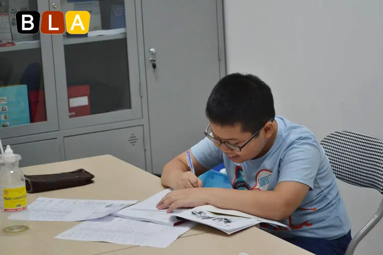 Học tiếng Đức với giáo viên người Đức tại BLA