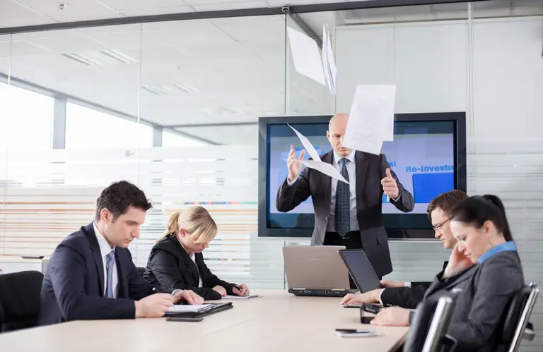 Thẳng thắn và trực tiếp là hai trong số các phong cách làm việc của người Đức.