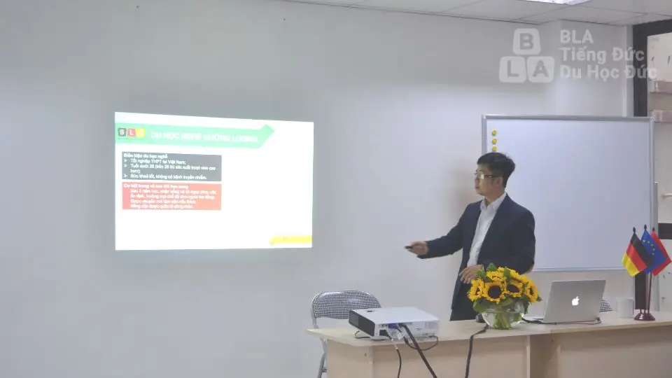 Tiến sĩ Nguyễn Tuấn Nam