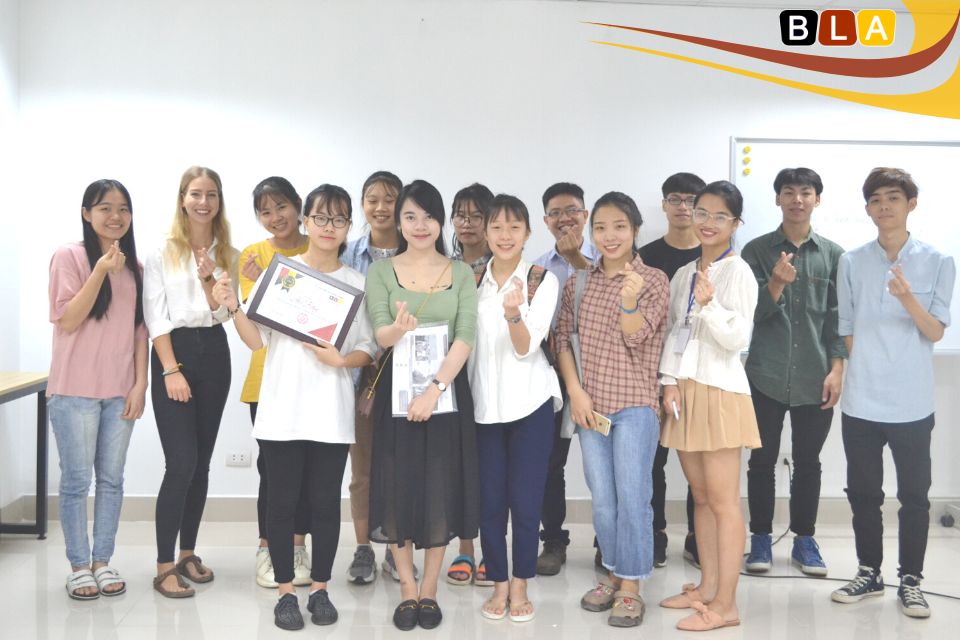 Học thử tiếng Đức BLA cung cô Sophia