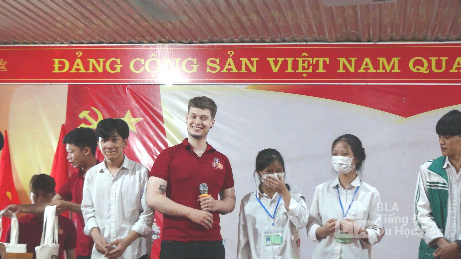 Tư vấn du học Đức tại THPT Tản Đà Thanh Thuỷ Phú Thọ 12