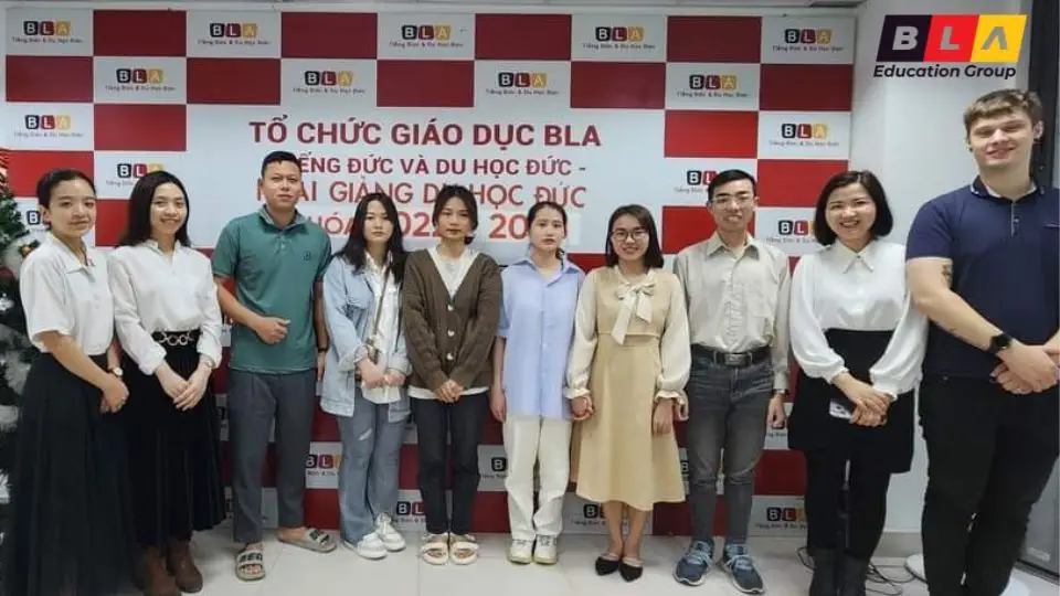 khai giang bla (1)