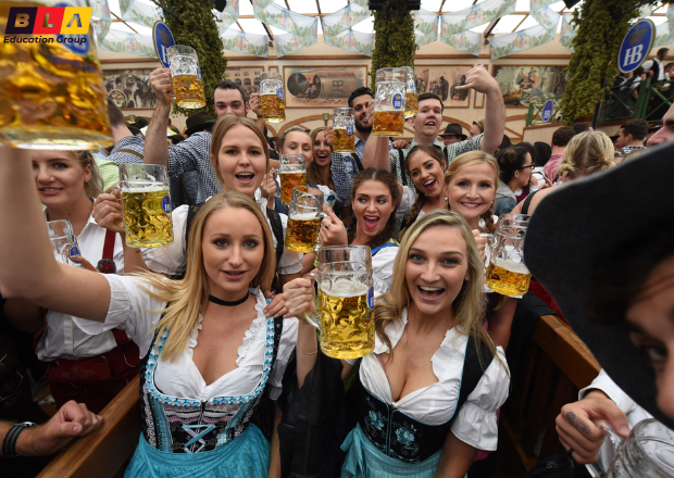 Oktoberfest - Lễ hội bia lớn nhất thế giới (Nguồn: Sưu tầm) 