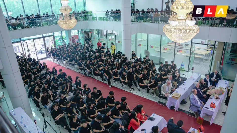 học bổng Copy