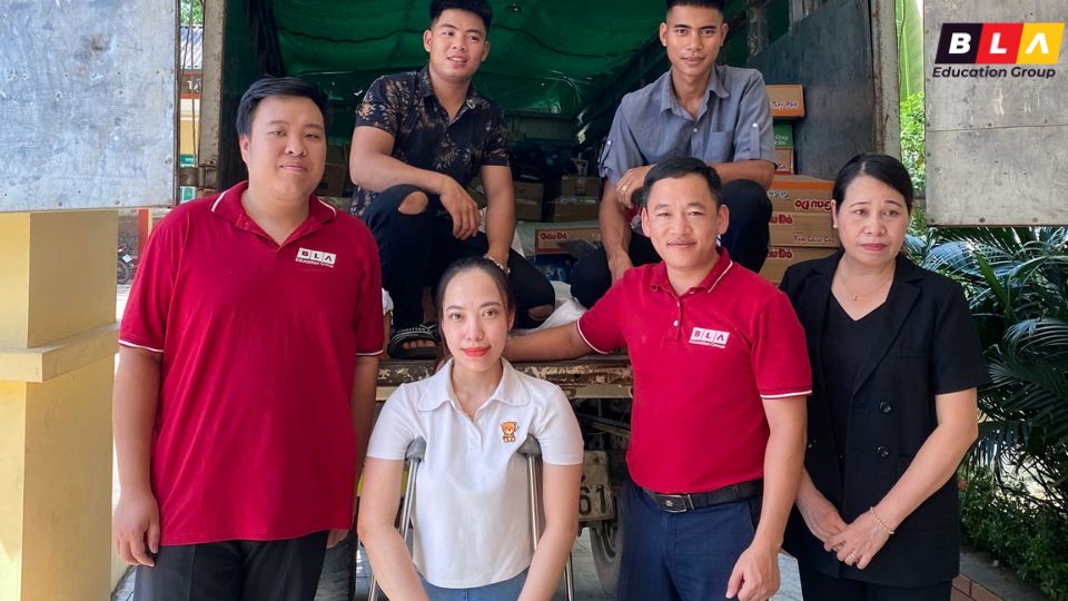 BLA đồng hành cùng bà con vùng lũ: Chuyến xe cứu trợ mang yêu thương đến vùng bão Yagi