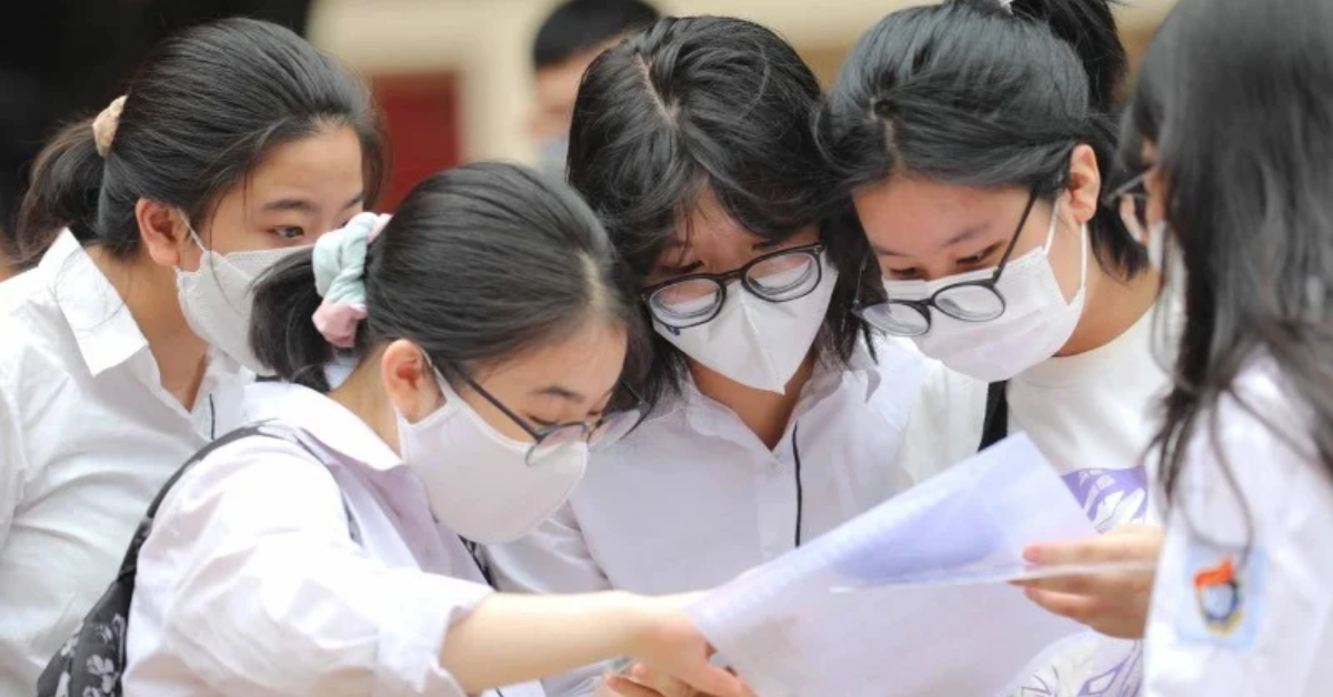 Tính Điểm Tốt Nghiệp THPT: Hướng Dẫn Chi Tiết và Những Thay Đổi Quan Trọng Từ Năm 2025