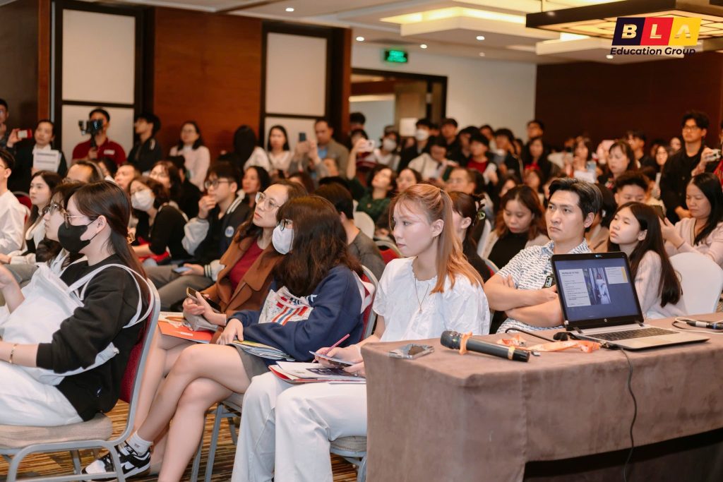 Buổi hội thảo tại Triển lãm Du học Đức Buổi hội thảo tại Triển lãm Du học Đức