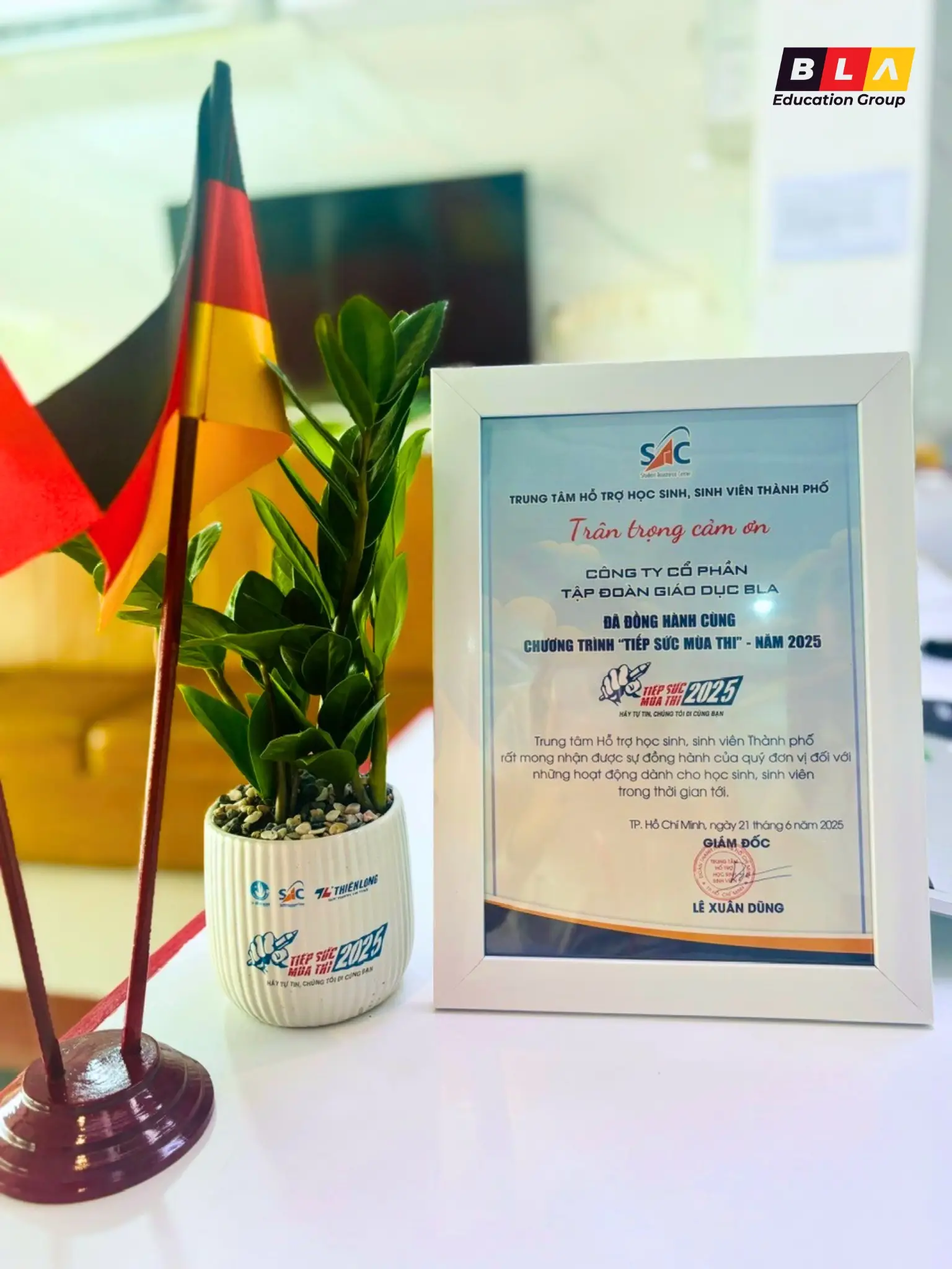 BLA nhận được certificate từ chương trình Tiếp sức mùa thi 2025 BLA nhận được certificate từ chương trình Tiếp sức mùa thi 2025
