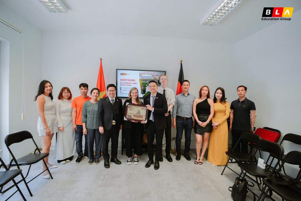 Hình ảnh khai trương BLA Germany Hình ảnh khai trương BLA Germany