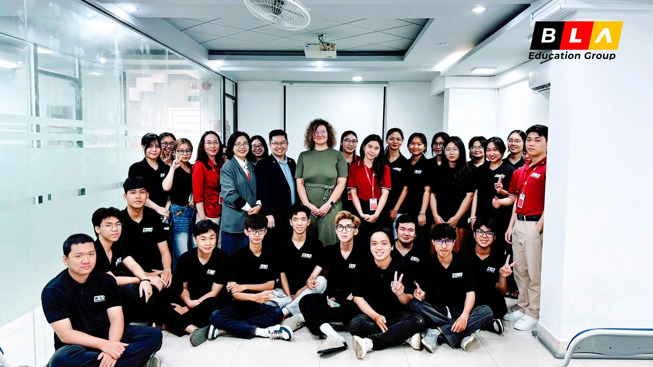 186629387373601641210