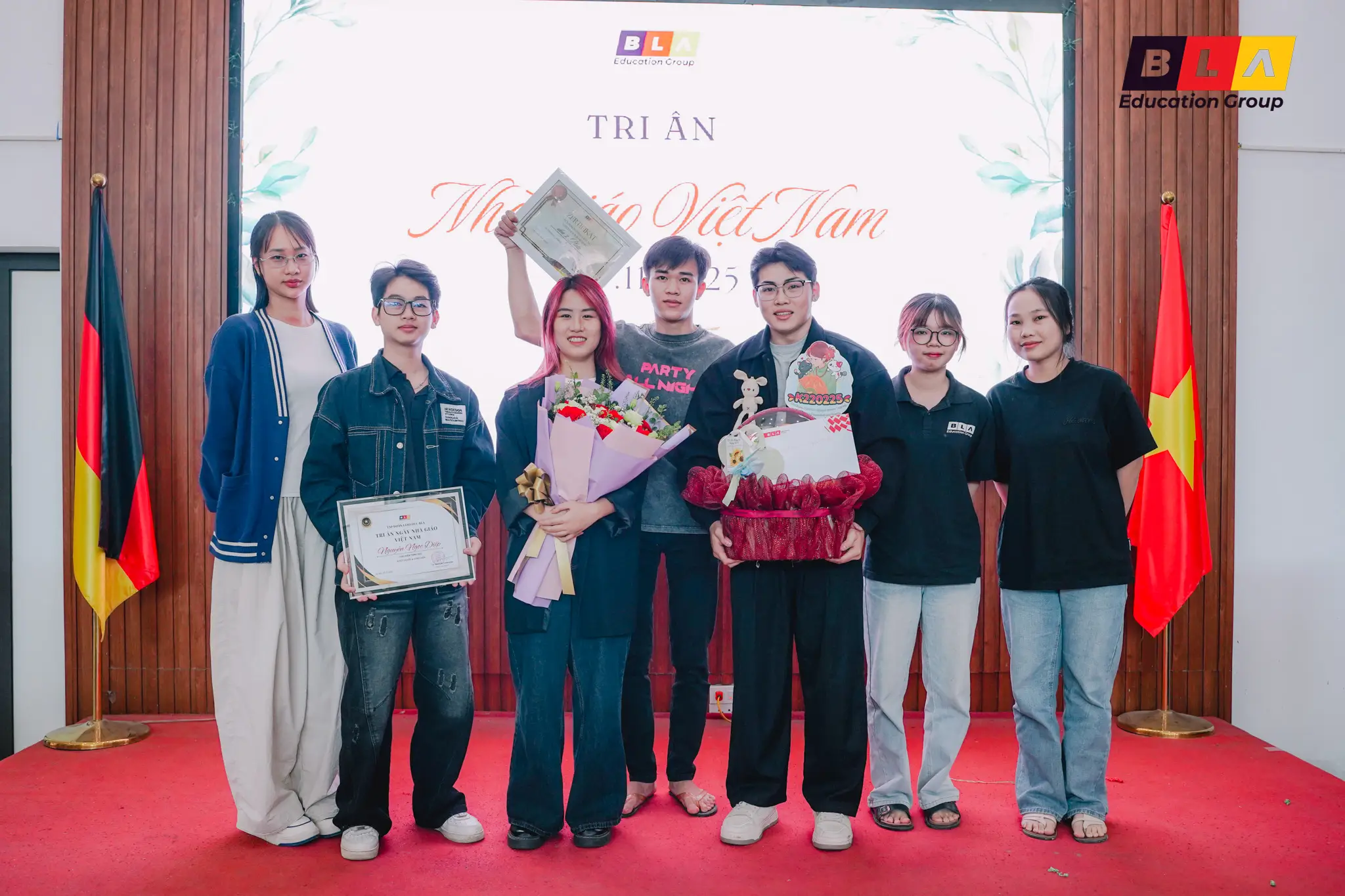 2011 ngày nhà giáo việt nam tại BLA (13)