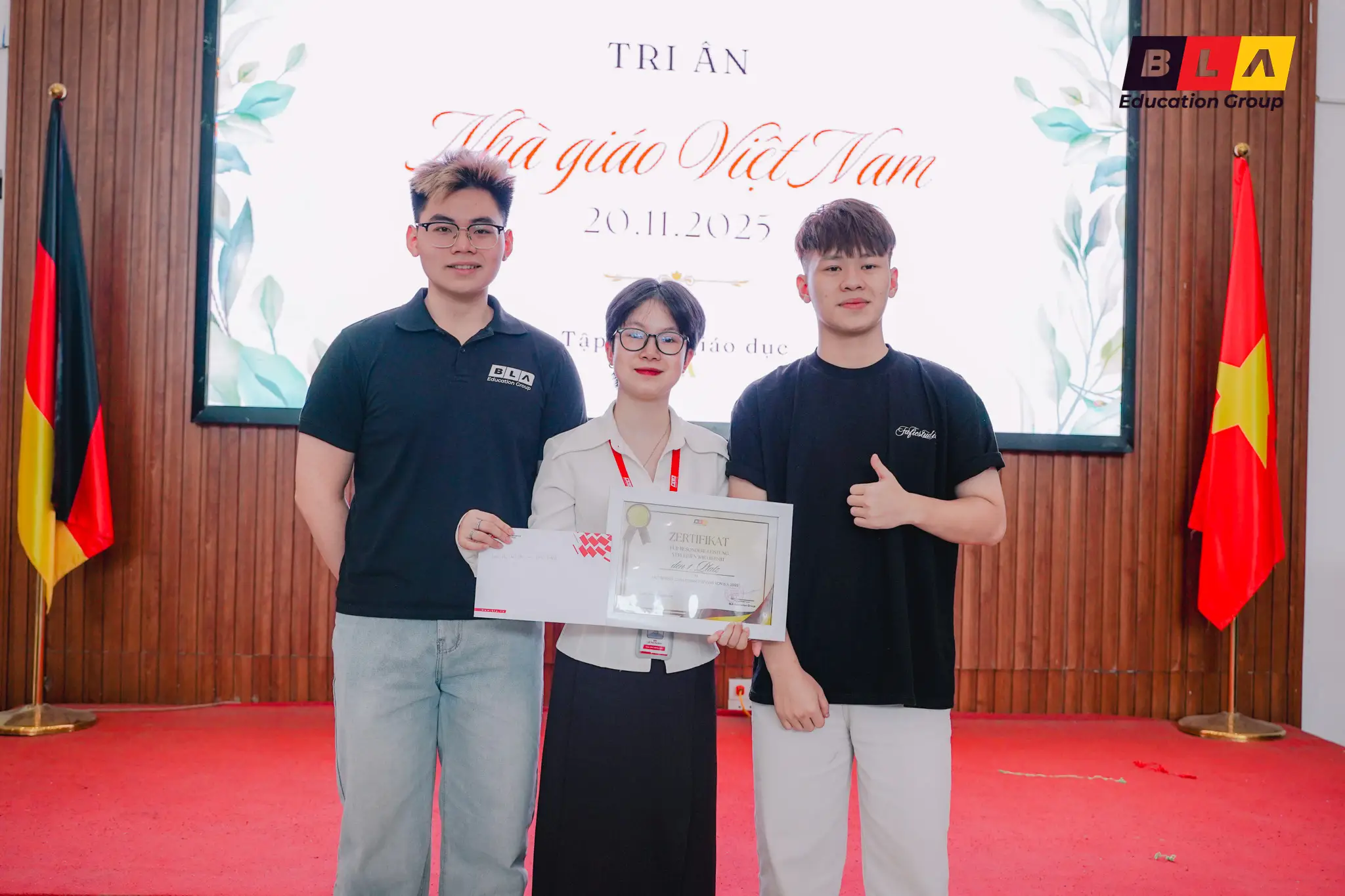 2011 ngày nhà giáo việt nam tại BLA (14)