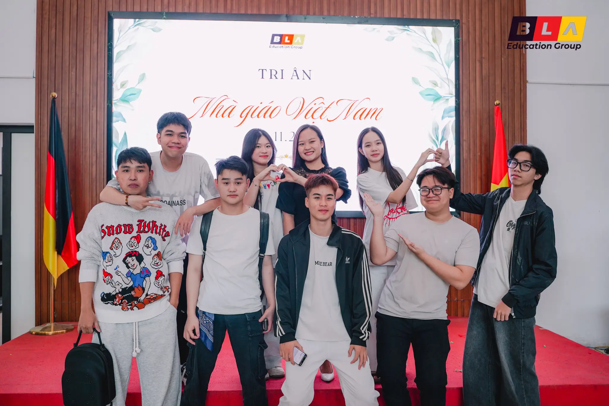 2011 ngày nhà giáo việt nam tại BLA (16)