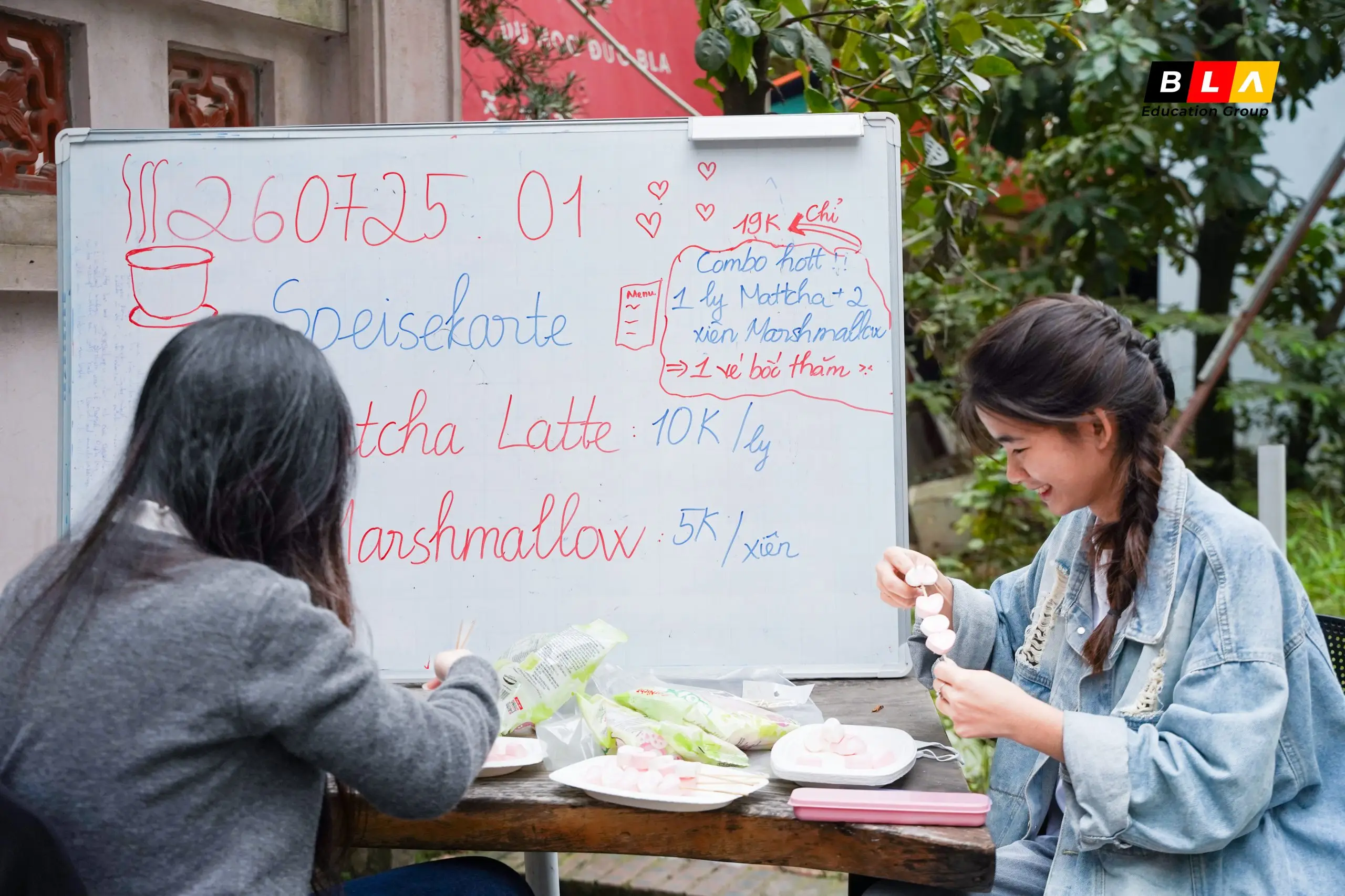 HỘI CHỢ GIÁNG SINH TẠI bla du học nghề đức (13) HỘI CHỢ GIÁNG SINH TẠI bla du học nghề đức (13)