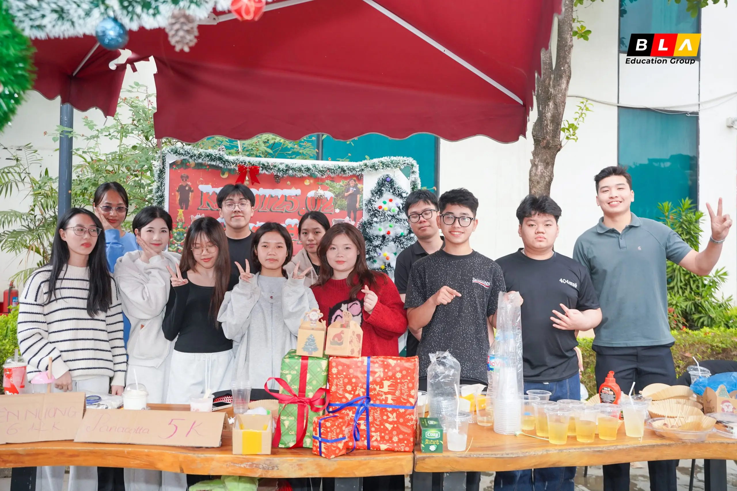 HỘI CHỢ GIÁNG SINH TẠI bla du học nghề đức (5) HỘI CHỢ GIÁNG SINH TẠI bla du học nghề đức (5)