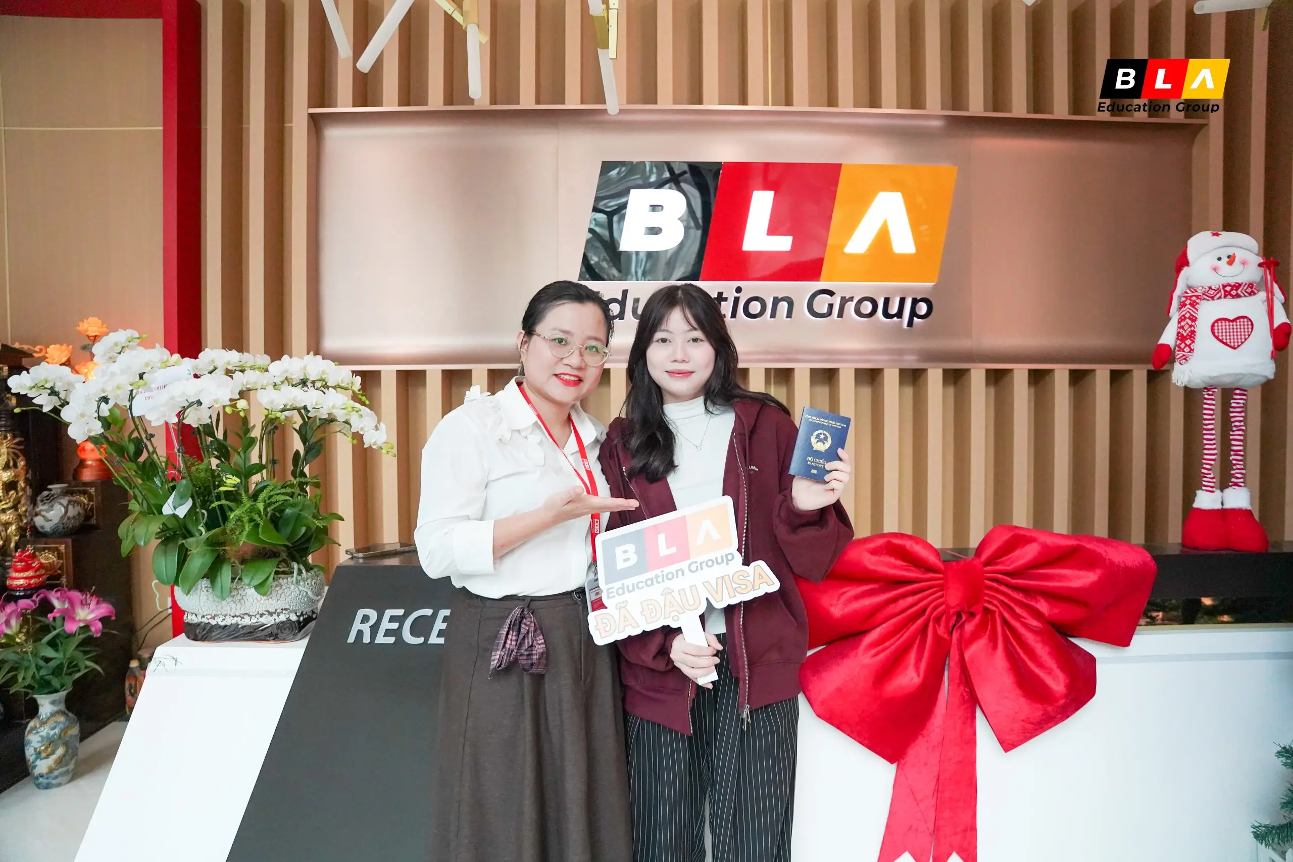 ngành Nhà hàng Khách sạn (5) ngành Nhà hàng Khách sạn (5)