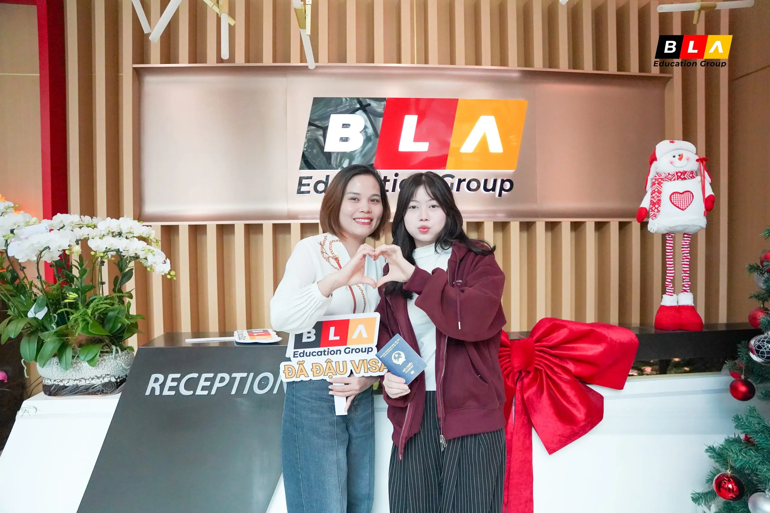 ngành Nhà hàng Khách sạn ngành Nhà hàng Khách sạn