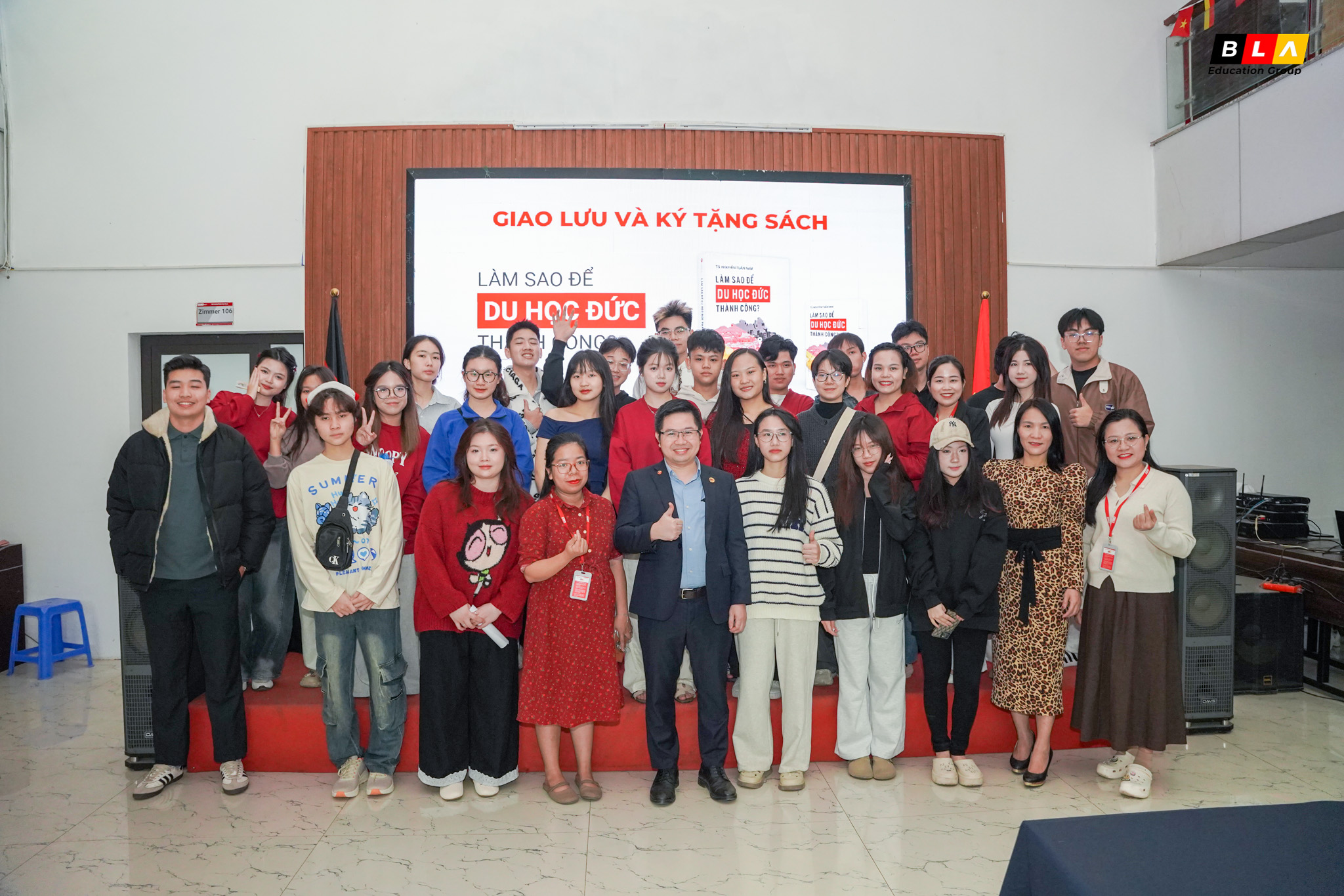 RA MẮT SÁCH “LÀM SAO ĐỂ DU HỌC ĐỨC THÀNH CÔNG?” CỦA TÁC GIẢ TS NGUYỄN TUẤN NAM