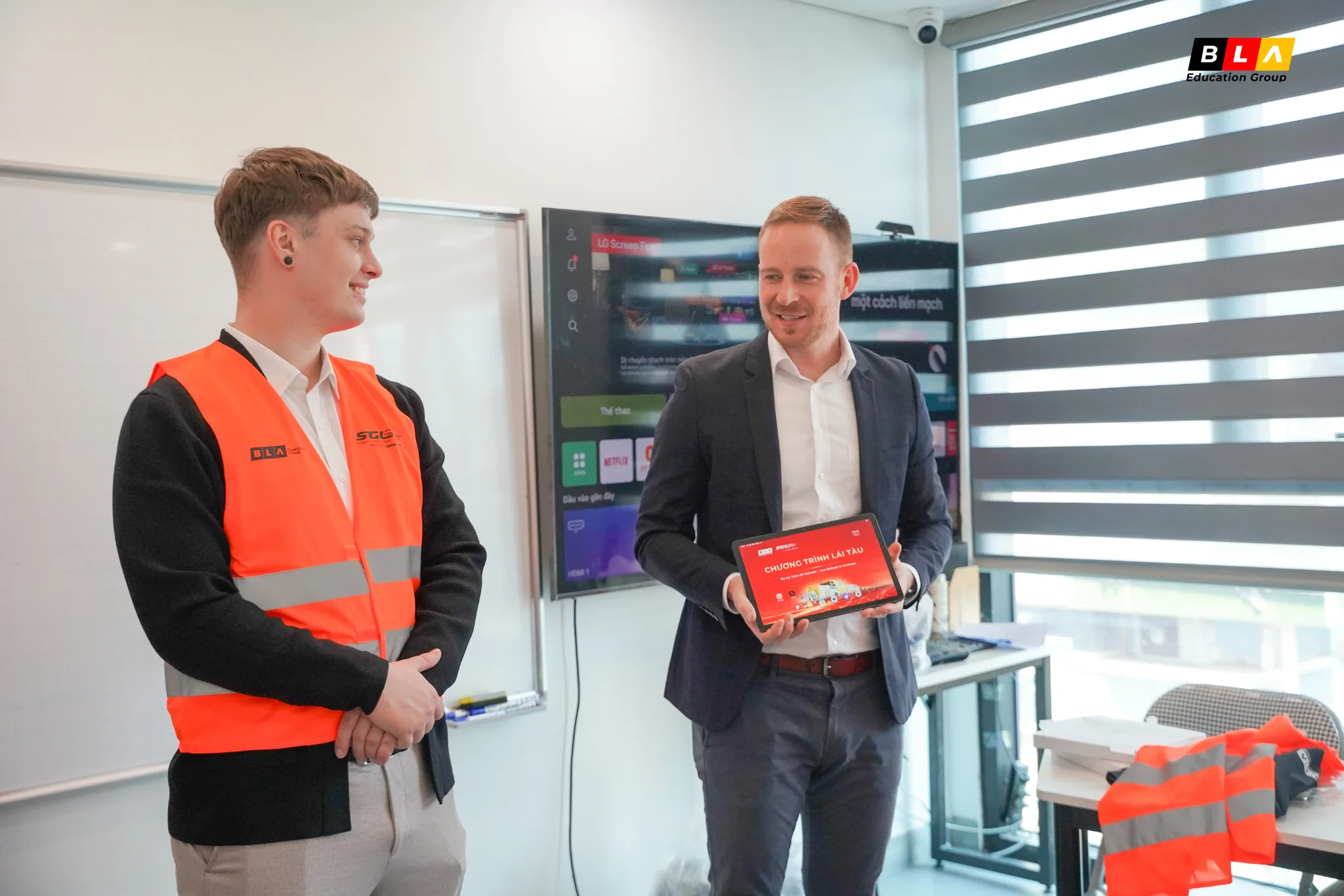 nganh lai tau (3) nganh lai tau (3)