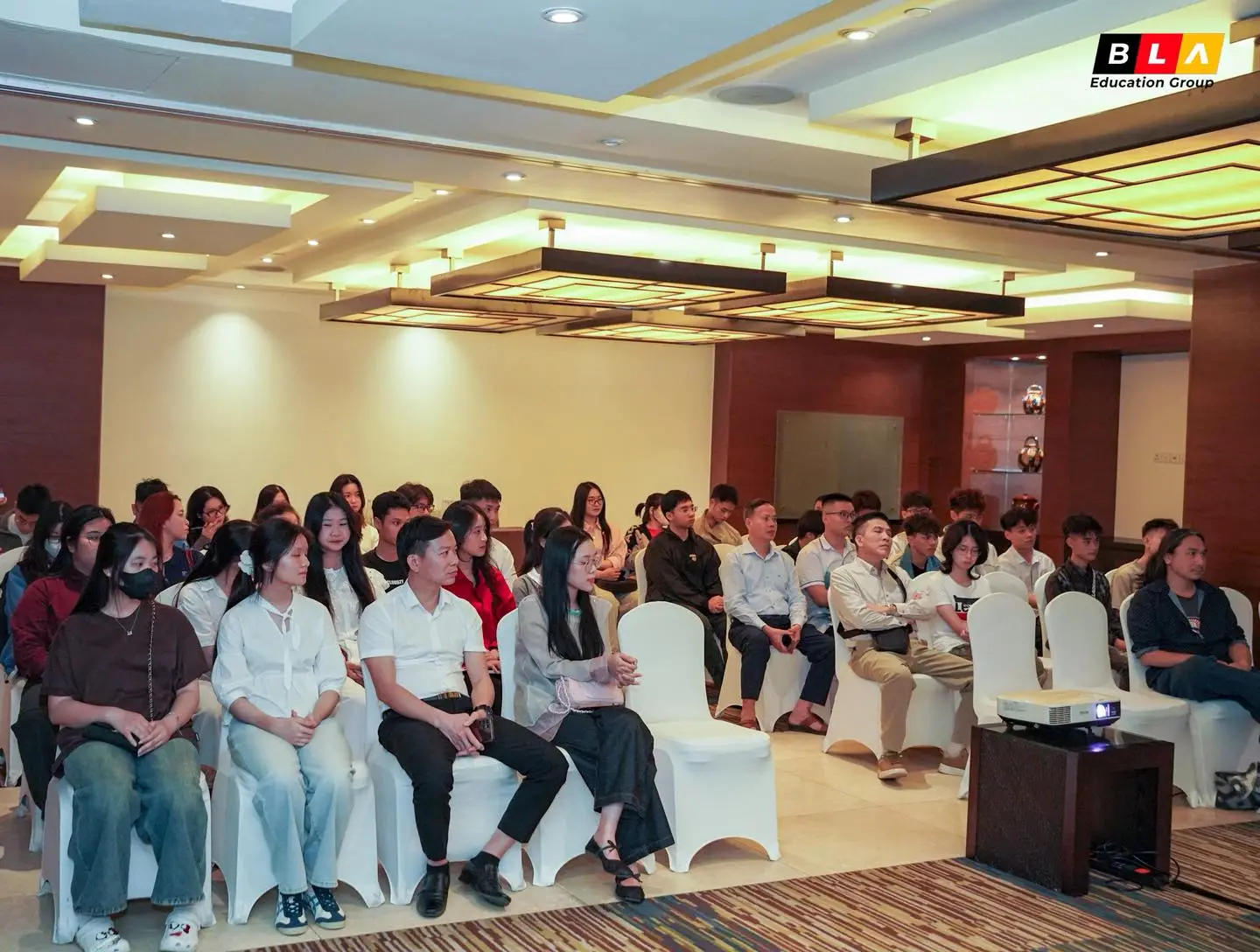 TRIỂN LÃM DU HỌC TRIỂN LÃM DU HỌC