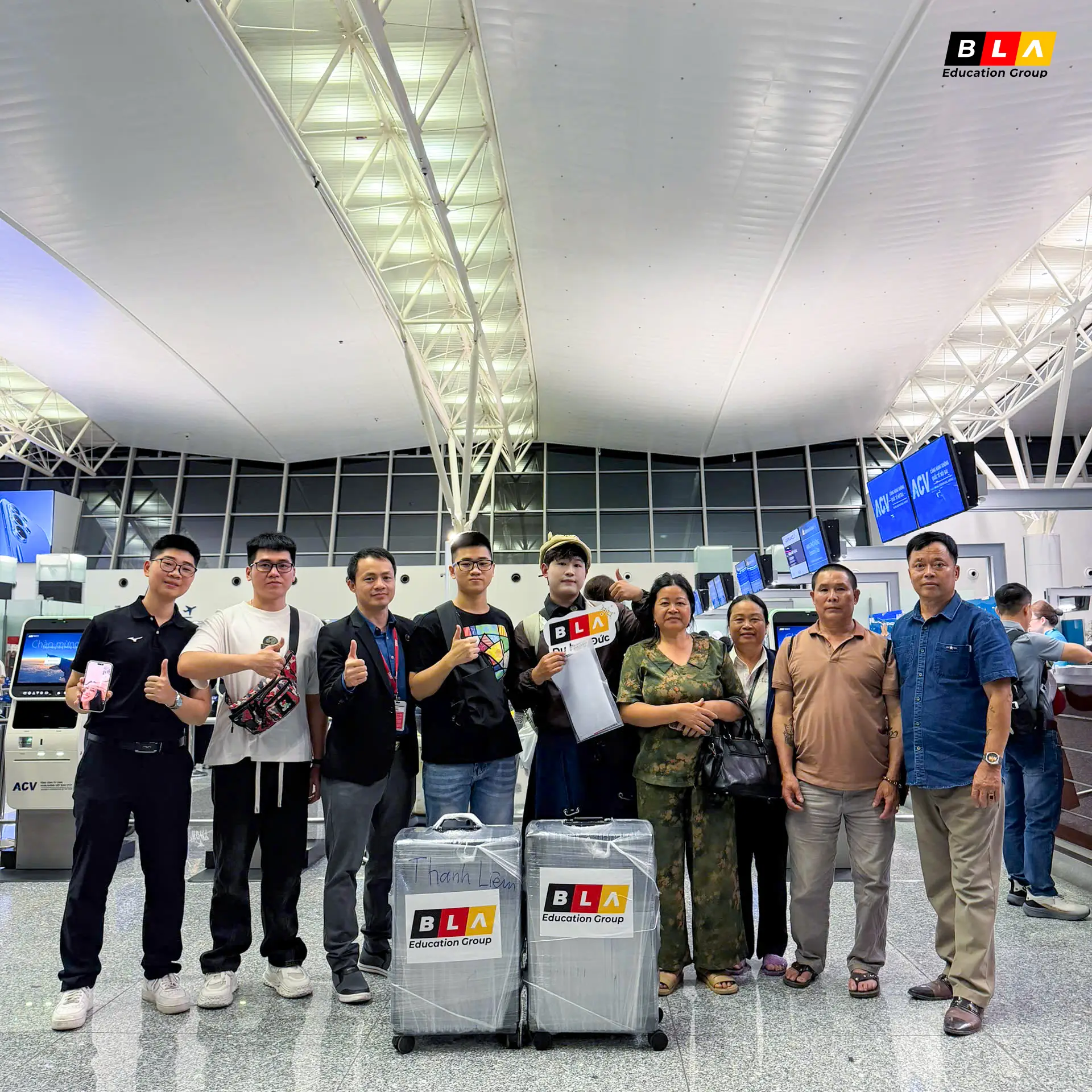 tiễn bay học viên du học đức (2) tiễn bay học viên du học đức (2)