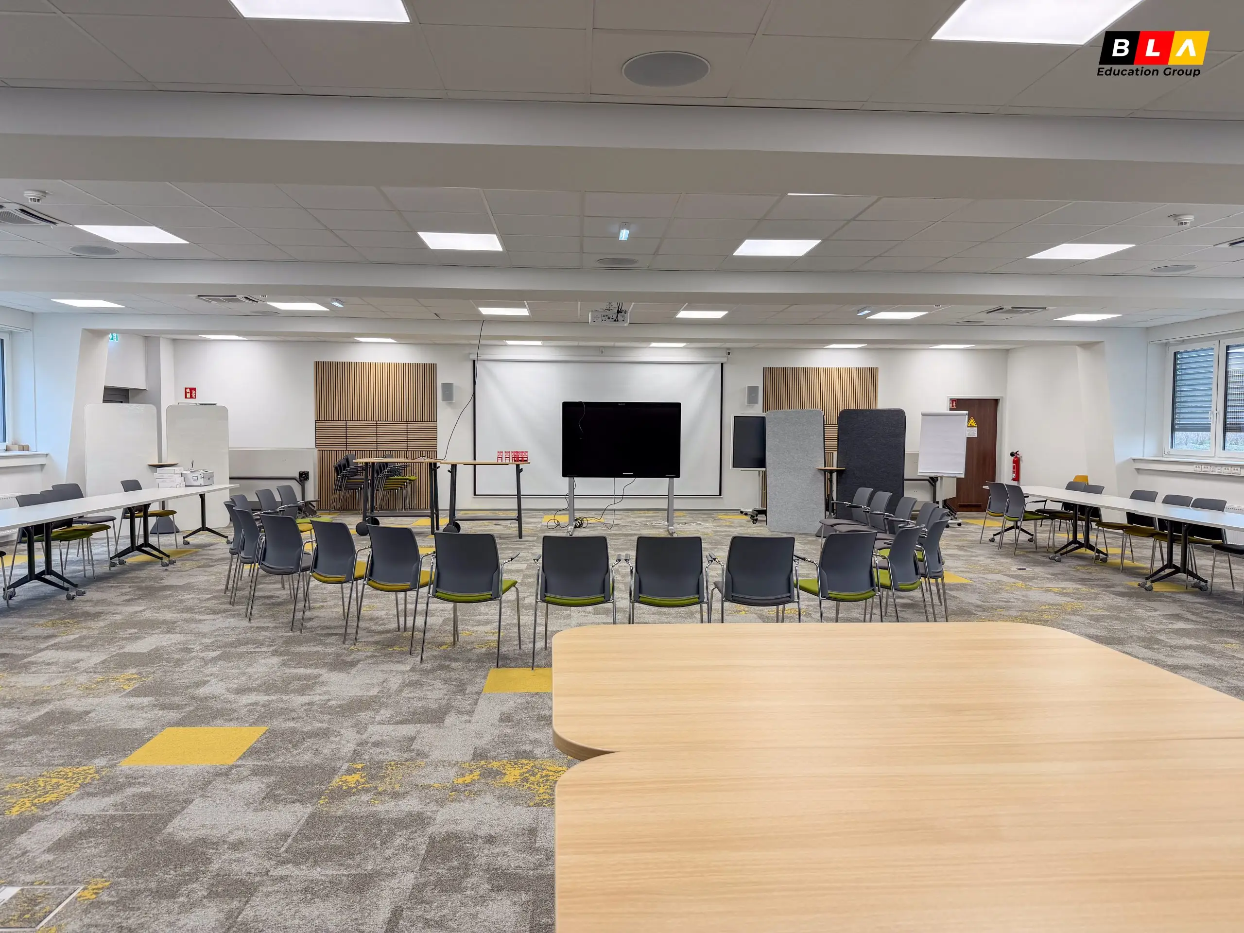 2026 04 XXXLutz (1) 2026 04 XXXLutz (1)