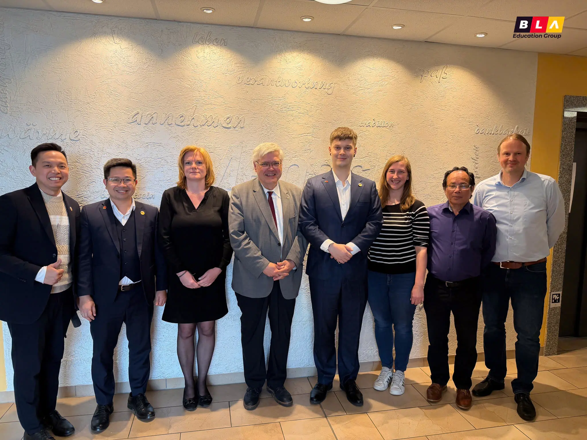 BLA gặp viện dưỡng lão BLA gặp viện dưỡng lão