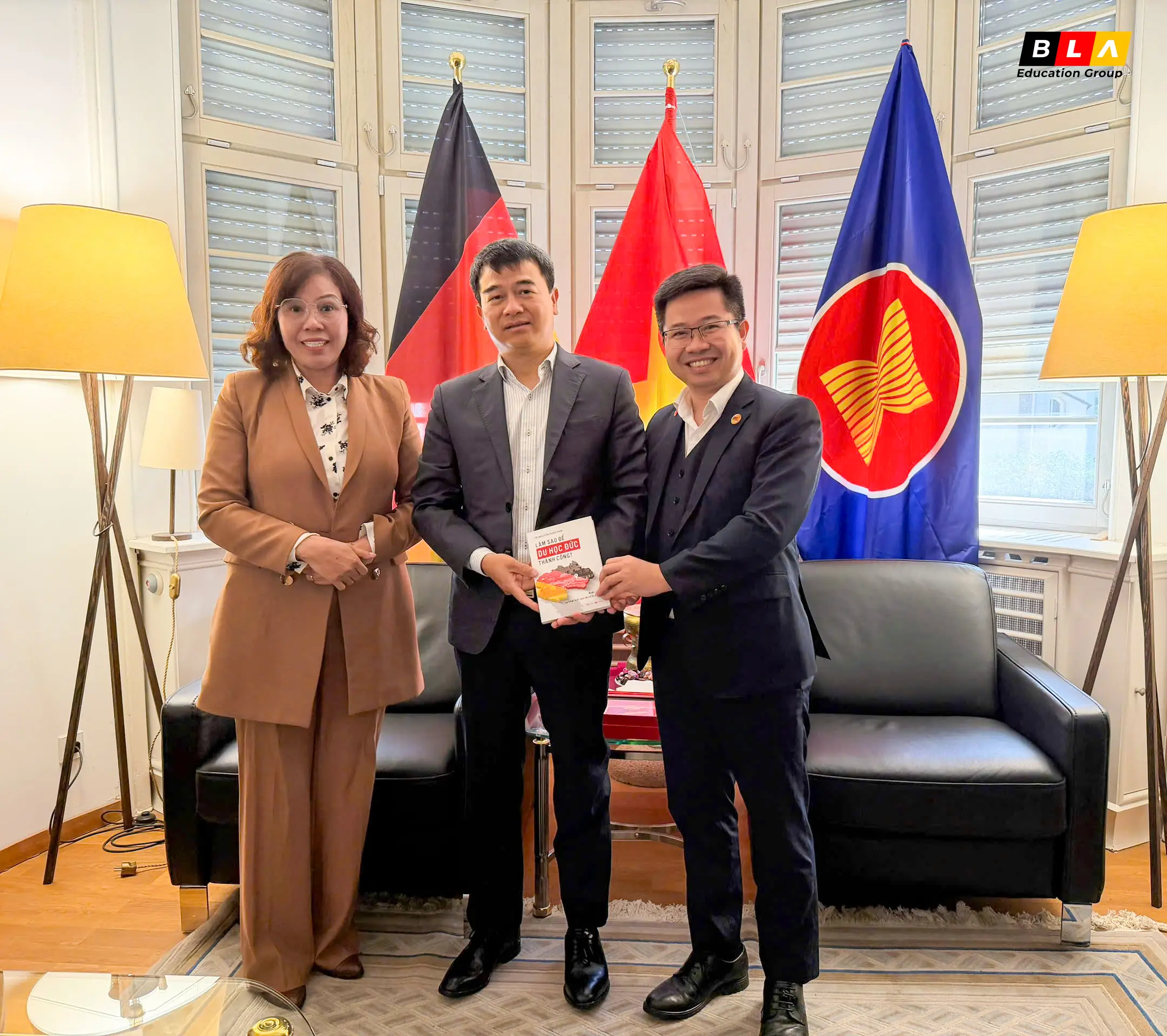 2026 04 Tại Đức 14 2026 04 Tại Đức 14